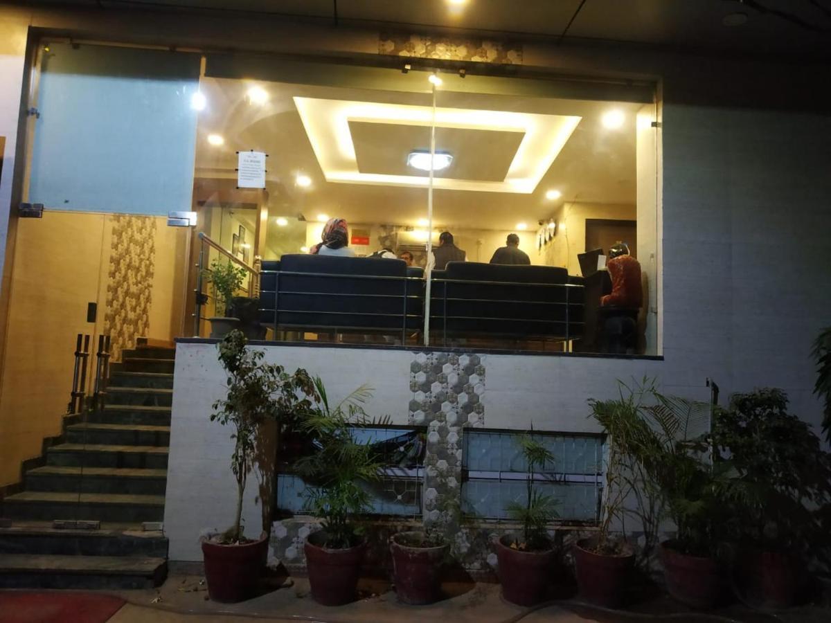 Aerocity Grand Neu-Delhi Exterior foto